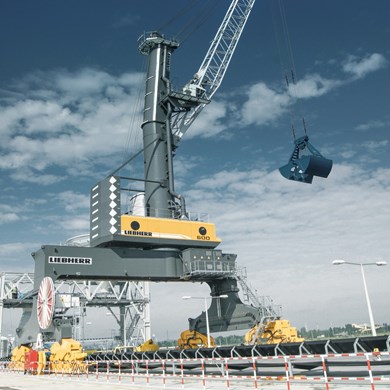 liebherr-lps-600-portal-slewing-mobile-harbour-crane-bulk-handling-sea-inves.jpg