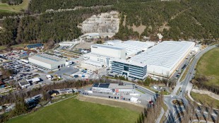 Vista de la fábrica de Liebherr-Werk Telfs GmbH