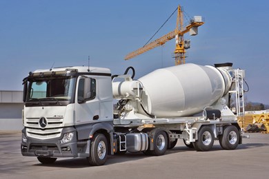 liebherr-truck-mixer-HTM-1004-trailer.jpg