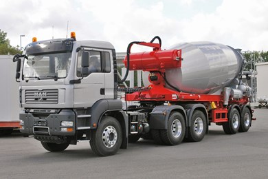 liebherr-truck-mixer-HTM-1204-trailer.jpg