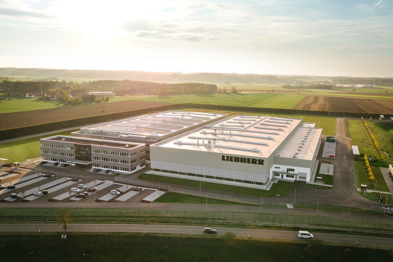 Открытие нового завода в Оберопфенгине близ Кирхдорфа