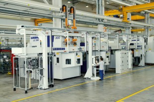 Fresadora de engranajes LC 300 con portal de carga