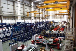 Assembly hall for container cranes in Killarney (Ireland)