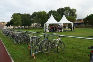 Der Mobilitätsplan der Liebherr-Aerospace Toulouse SAS hat es für Mitarbeiter einfacher gemacht, mit dem Fahrrad zur Arbeit zu fahren.