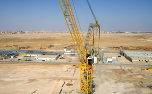 Liebherr tower cranes at work on the tallest building in the world in Jeddah, Saudi Arabia.