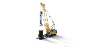 Liebherr duty cycle crawler crane HS 8130 HD with casing oscillator