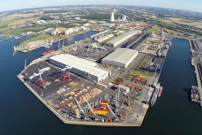 liebherr maritime cranes next step in transition to rostock plant liebherr