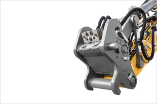 The second proximity sensor increases safety for the hydraulic quick coupler from Liebherr