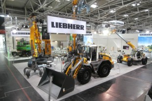 Der Liebher-Stand auf der IFAT 2016 in München (Deutschland)
