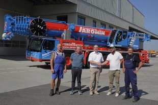V.l.n.r.: Heiko Gninka, Markus Rühr (beide Autokrandienst Jaromin GmbH), Christoph Neumann (Liebherr-Werk Ehingen GmbH), Olaf Jaromin, Helmut Giesen (beide Autokrandienst Jaromin GmbH)