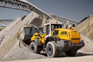 The L 566 XPower® boasts power and fuel efficiency to impress customers. As clearly shown by the Liebherr fuel-saving calculator, the average consumption of the L 566 XPower® is just 11.5 litres of diesel per hour of operation.