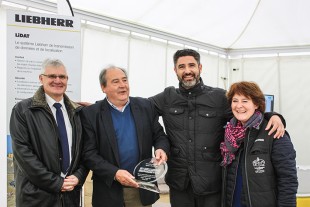 From left to right: Martin Schickel (Liebherr-France SAS), Gérard Sausse (ETS PIC), Joffrey Sausse, Alexandra Sausse (ETS PIC)