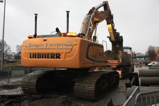 The Liebherr R 946 crawler excavator at the Swedish company Stefan Blomquist Entreprenad AB is mainly deployed for earthmoving work in urban areas.
