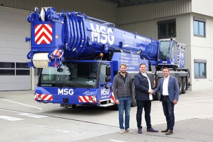 From left to right: Christian Spreuer, Björn Jatz (both from MSG Krandienst GmbH), Joachim Sommer (Liebherr-Werk Ehingen GmbH)