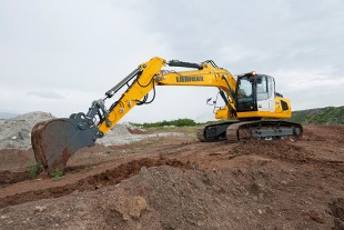 A Liebherr R 920 crawler excavator
