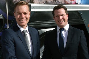 Daniel Pitzer (left) handing over the US market responsibility for mobile cranes to Pierre Bilgeri (right).