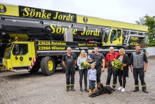 From left to right: Thomas Kudicke, Anna and Tim Jordt with Inga and Per Sönke and Sabine Jordt, Mats Jordt (all from Sönke Jordt GmbH & Co. KG).