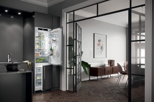 The latest generation of smart Liebherr fully integrated appliances has an impressive array of clever features, top levels of energy efficiency, modern design and a low noise output.