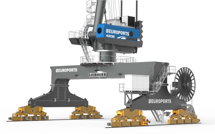 Euroports Invests In Emission free LPS 420 E Liebherr