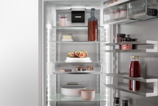 De LightTower verlicht perfect de binnenkant van de koelkast