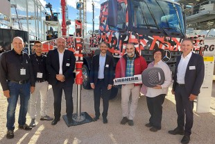 v.l.n.r.: Thomas Horn und Sebastian Horn (Horn Werbetechnik), Tobias Waitzinger (Liebherr-Mischtechnik GmbH), Philipp Liebherr (Familiengesellschafter), Christian Klafszky (Betonpumpenunion GmbH & Co. KG), Christiane Wegner-Klafszky (GrafikDesignKunst, Agentur für Kommunikation), Mark Figel (Liebherr-Mischtechnik GmbH)