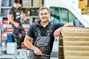 En Bischofshofen, Liebherr ofrece numerosas posibilidades de desarrollo para titulados sin experiencia y profesionales con experiencia.