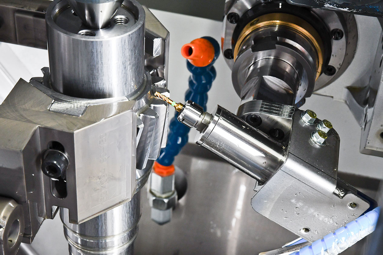 NC-controlled chamfering during the machining process (FlexChamfer)
