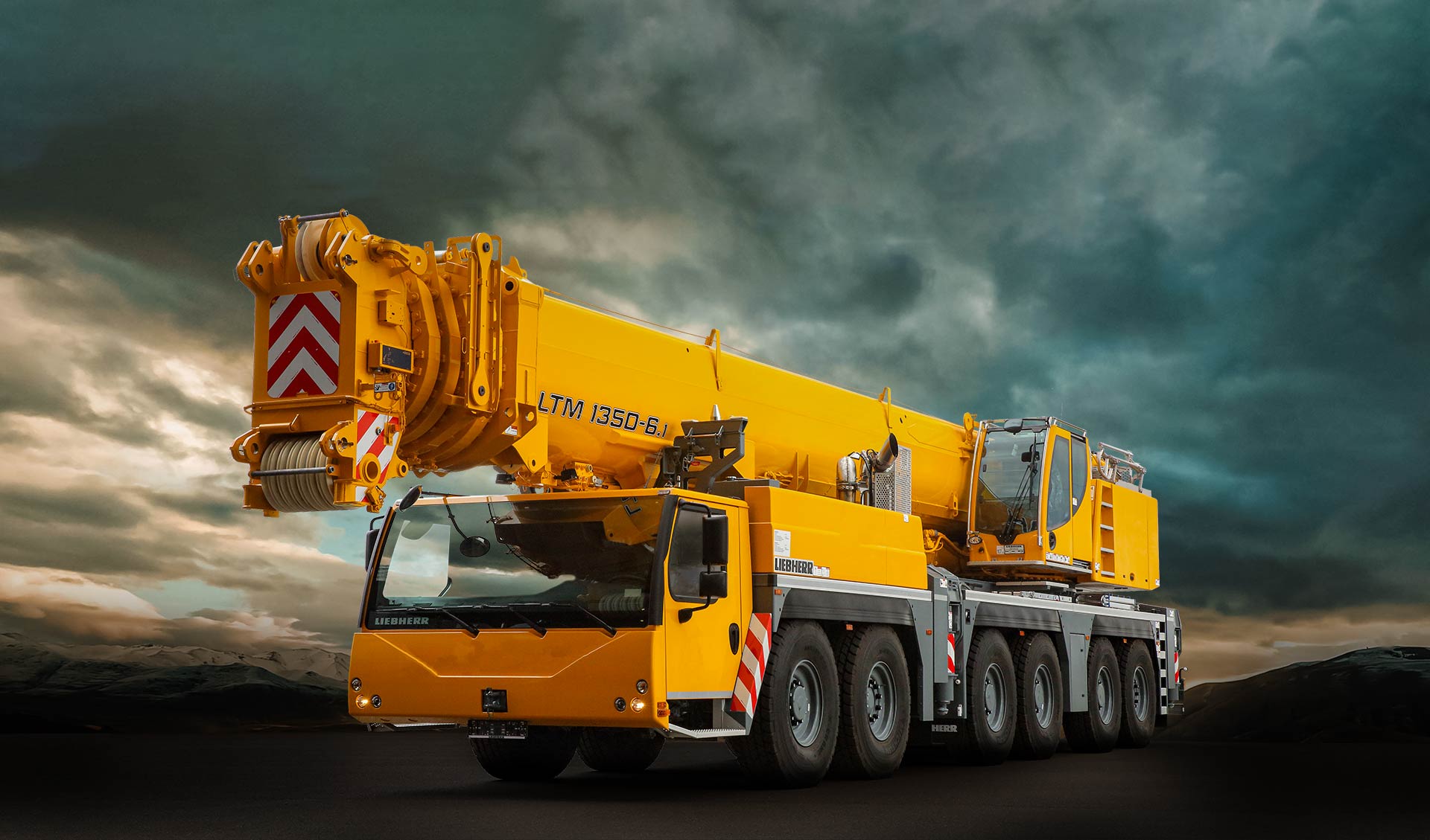 mobile-crane-ltm-1350-6-1-liebherr