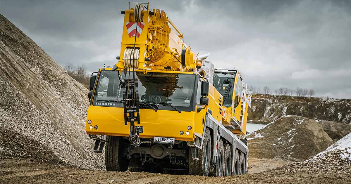 Press the accelerator and protect your clutch Liebherr